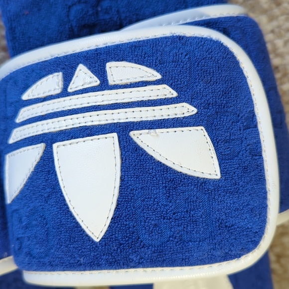 GUCCI x ADIDAS- New 2022 Magic Sponge Slides, Size US-9 - Picture 6 of 12